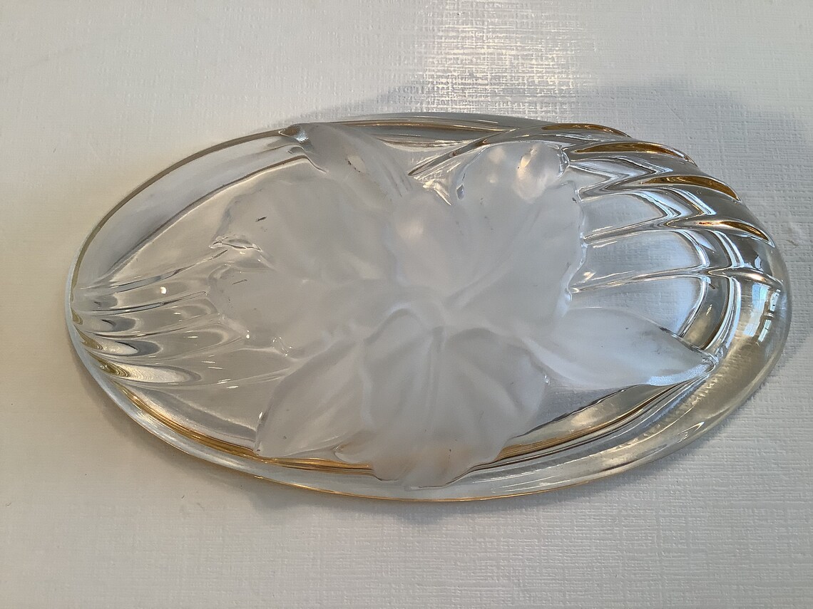 Vintage Studio Nova Japan Clear Crystal Oval Candy Bowl or Trinket Box With Frosted, Etched Iris