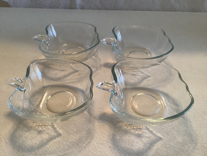 Vintage KIG Indonesia Clear Glass Apple Shaped Fruit or Dessert Bowl