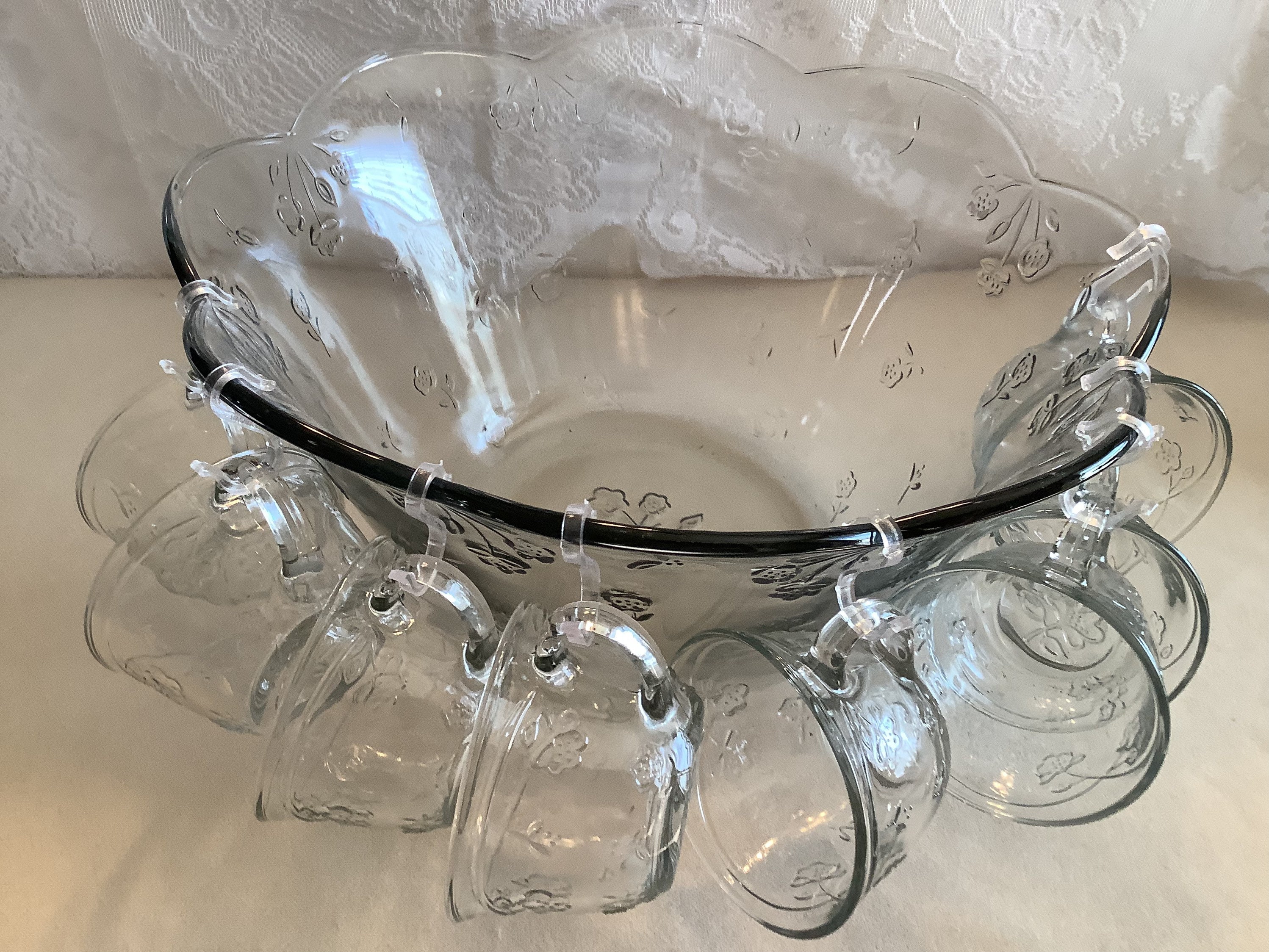 食器 Savannah Punch Bowl Set Anchor Hocking Savannah Punch Bowl With Cups: Floral Design
