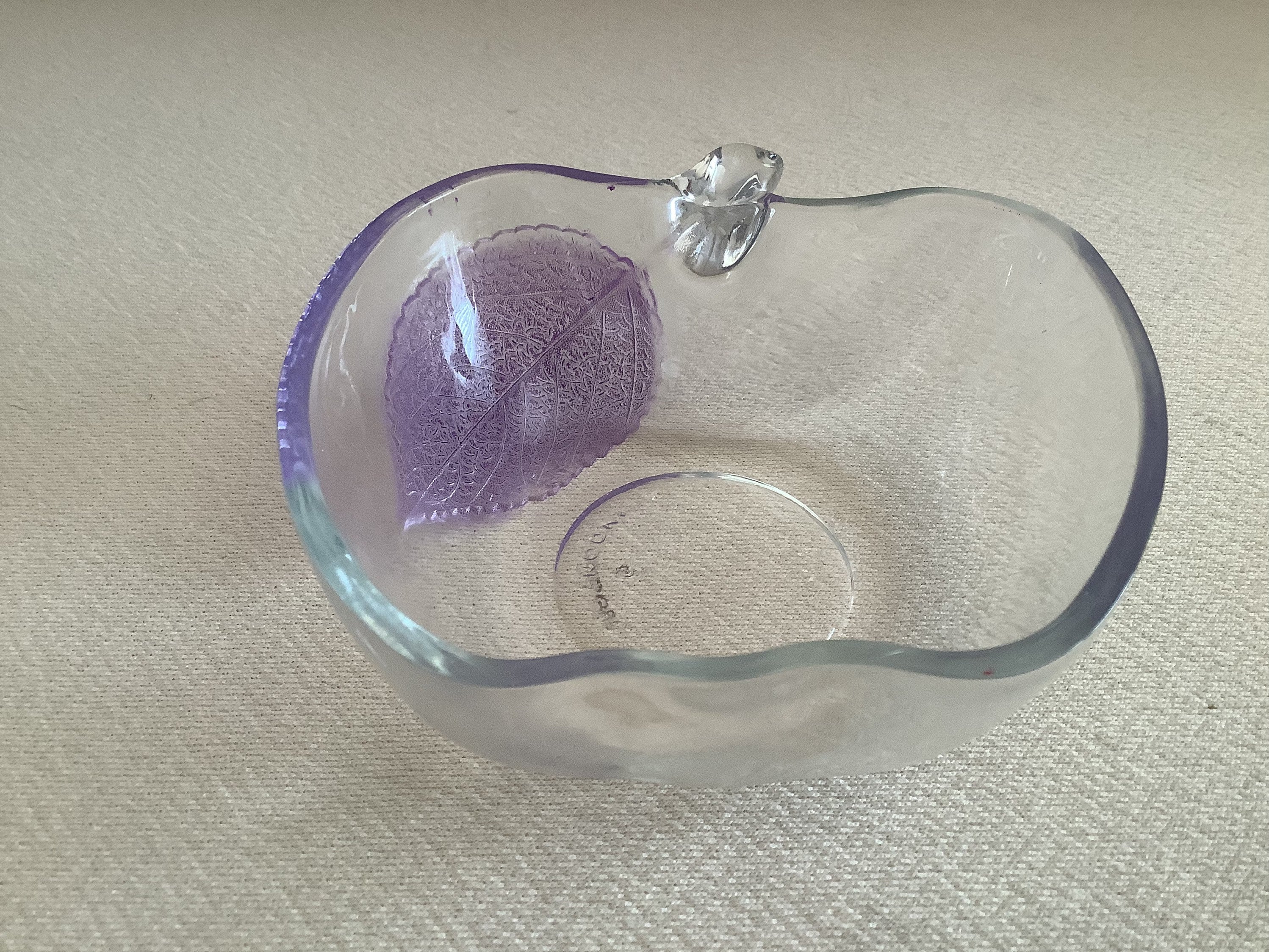 Frosted glass apple rim bowl set – Feature Furniture & Vintage