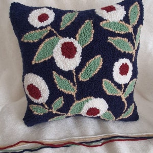 Punch Needle Pillow, Punch Needle Pillow Cover, Handmade Pillow Cover, Handmade Pillow Case, Navy Blue Flower Pillow Case. Navy Blue