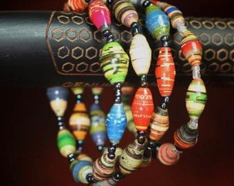 Stretchy Paper Bead Bracelet