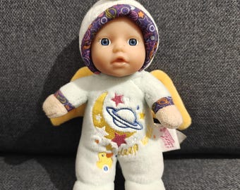 Zapf Creation Baby Born Angel Plush – Soft Rattle Doll for Newborns, 18 cm, Yellow Wings, Sleep Well Embroidery, Hanging Loop, Comforter Toy