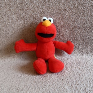 Vintage Elmo Plush Toy - Sesame Street Collectible (21cm)