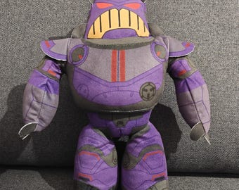 Peluche del Emperador Zurg de Disney Lightyear – 35 cm, Whitehouse Leisure, fabricado en el Reino Unido, juguete de peluche de villano