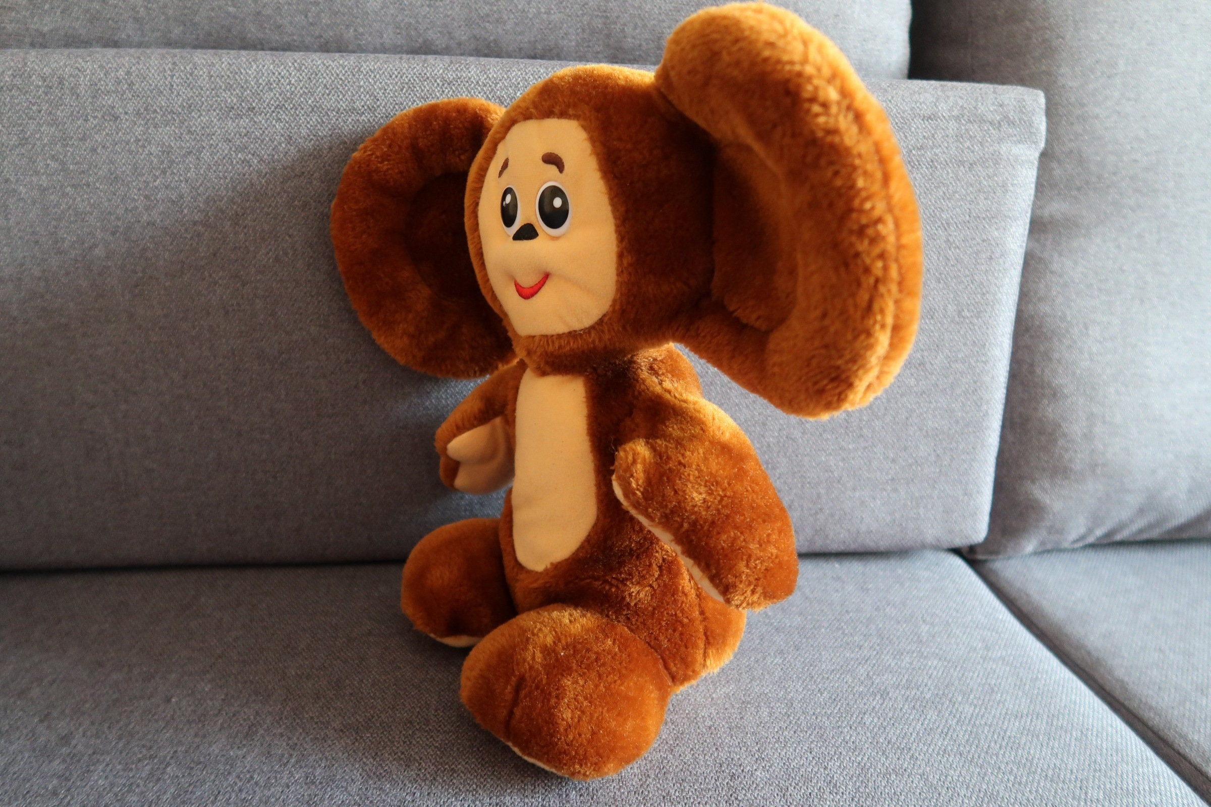 ヴィンテージ チェブラーシカ ぬいぐるみ - 希少なソ連の漫画アイコン