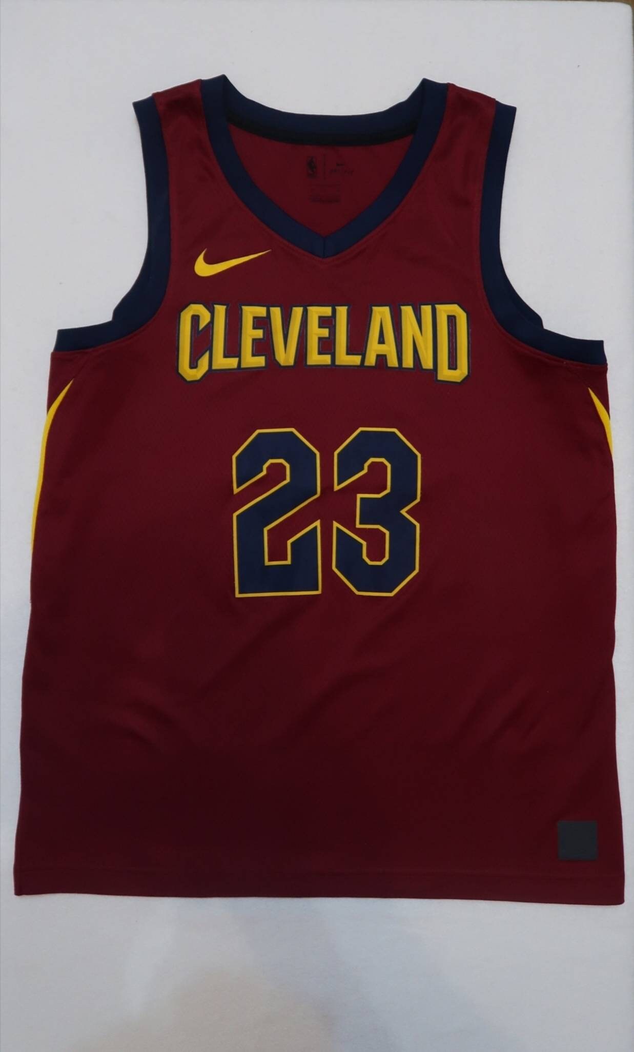 Cleveland Cavaliers #23 Lebron James Nike Jersey Youth M +2 Length White  NBA