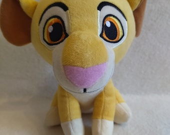 Le Roi Lion 1994. Lionceau Simba. Petit Simba. Peluche peluche. Authentique Disney. Dessin animé des Oscars. Mesure 16 cm de hauteur.