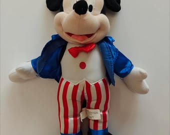 ミッキーマウス アンクルサム ぬいぐるみ - ディズニー ビーンバッグ、愛国的な独立記念日のおもちゃ、20 インチ ヴィンテージ USA テーマ。