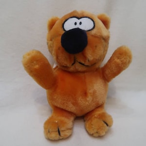 Plush orange cat Heatcliff. Animated comedy series "Heatcliff & the Catillac Cats". Vintage soft toy 80s. Made in South Korea. Cat plushie