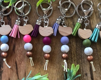Keychain, bag tag, bag charm, cute beechwood bird & silicone beads