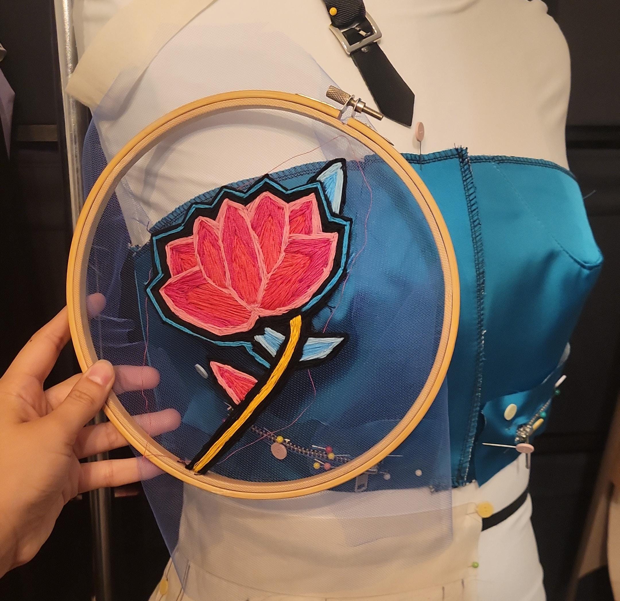 ゾーイフラワー刺繍（手刺繍）K-POP風 - Etsy 日本