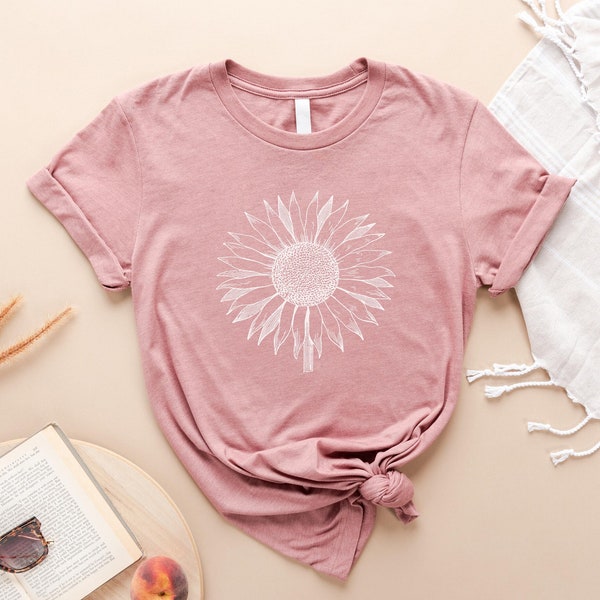 Garden Outfit for Women, Cute Plant Dad T-Shirt, Gift for Gardeners, Farmer Shirt Men, Wildflower Tee, Vegetarian T-Shirt for Garden Lovers