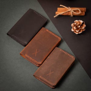 Porta carte in pelle fatto a mano per uomo e donna Perfetto come regalo di Capodanno Design minimalista durevole per l'uso quotidiano