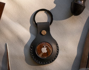 Apple Airtag Case, Leather Airtag Sleeve, Premium Apple Gifts, Airtag Keychain, Handcrafted Key Holder, Airtag Key Fob