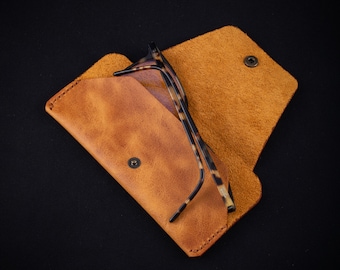 Genuine Leather Glasses Sleeve: Soft Eyewear Protector