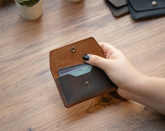 Minimalist Leather Card Holder: Coin Wallet, Earphone Case