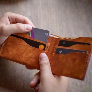Cartera clásica de cuero para hombre, cartera para hombre hecha a mano de alta calidad, idea de regalo única para él, diseño plegable imagen 6