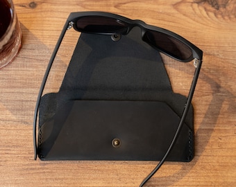 Genuine Leather Sunglasses Case: Minimalist Glasses Sleeve