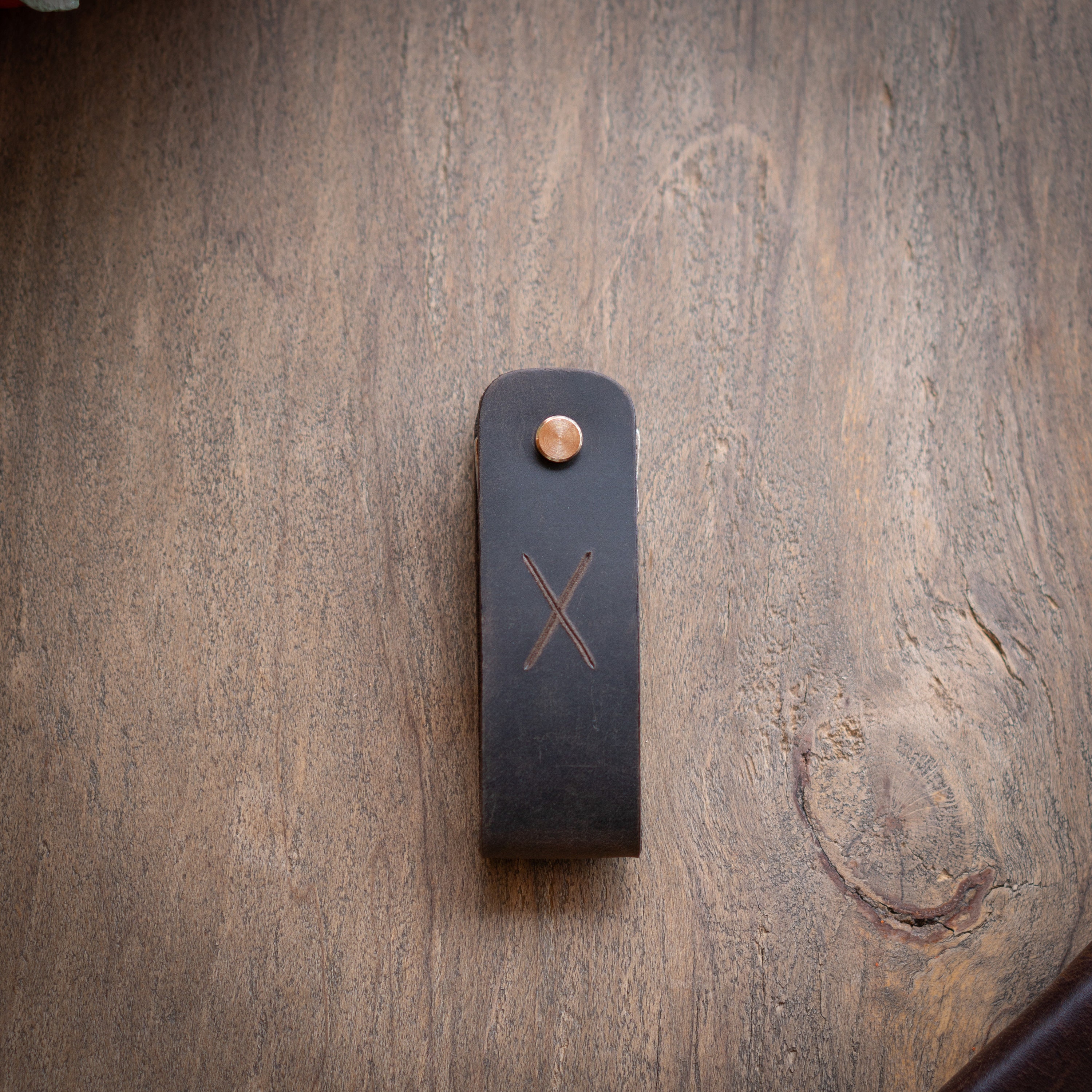 Minimalist Leather Key Holder: Handmade Key Organizer - Etsy