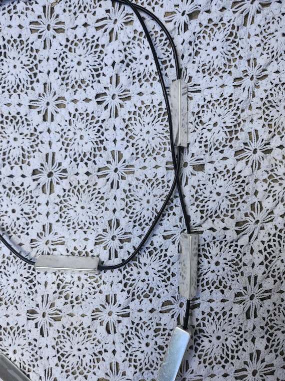 Statement dramatic necklace silver aluminum black… - image 4