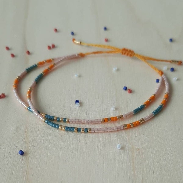 Bracelet d'amitié été coloré multi rangs avec perles MIYUKI Vert Rose Orange Doré ajustable style accumulation estival ESPIÈGLERIES