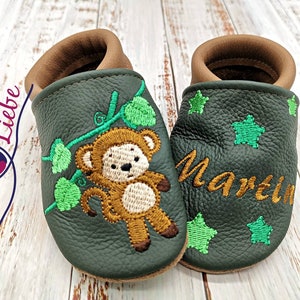 Organic crawling shoes with names for babies and children (eco leather dolls) with monkey and liana - personalized first shoes with name