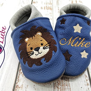 Organic crawling shoes with name for babies and children (eco leather dolls) with lion - personalized walking shoes with name