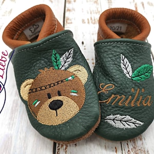 Organic crawling shoes with names for babies and children (eco leather dolls) with Indian bear - personalized walking shoes with name