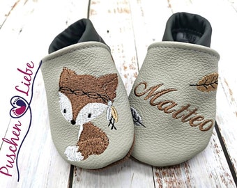 Organic crawling shoes with names for babies and children (eco leather dolls) with blue fox - personalized first shoes with name