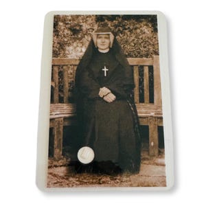 Holy Card with Relic : St. Faustina Kowalska