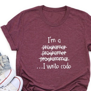 Coding Shirt,Computer Geek Gifts, Software Engineer Shirt, Computer Shirt,Nerd Shirt,Programmer Shirt,I’m a Programar.. I Write Code Shirt