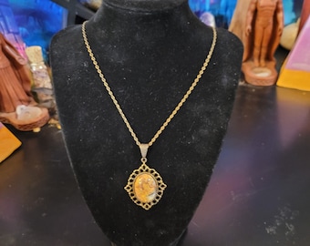 Crazy Lace Agate necklace, Jewelry