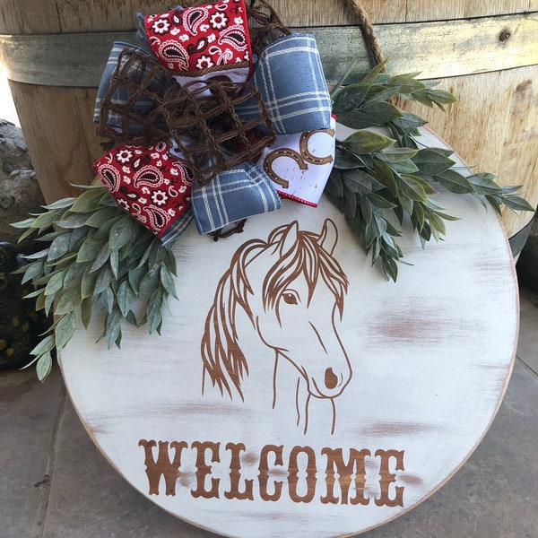 Welcome Horse Door Hanger, Horse Welcome Sign, Western Horse Decor, Western Door Hanger, Country Door Wreath, Wooden Door Hanger, Door Sign