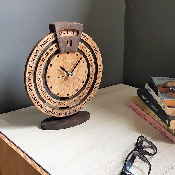 Regalo per la mamma, orologio da scrivania artigianale con calendario in legno - Stile rustico moderno, perfetto per l'ufficio o la cucina, regalo di nozze premuroso