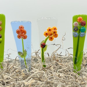 Glass Plant Stakes with Flowers and Ladybug Small