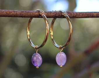 Boucles d'oreilles Améthyste plaqué or 14k - Petites créoles minimalistes et pendentif cristal pierre semi-précieuse naturelle