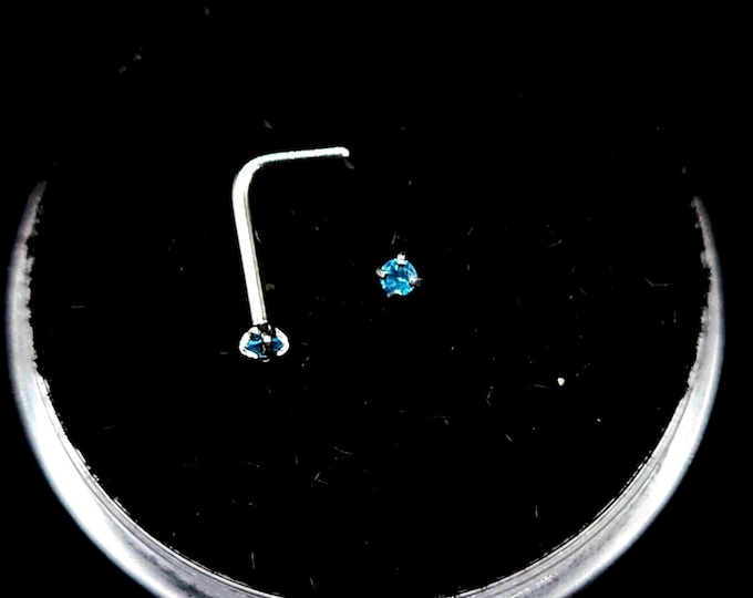 Apatite nose stud, 18g, 20g, 22g, Titanium, Screw, Bone, L-bend, size variations, natural gemstones