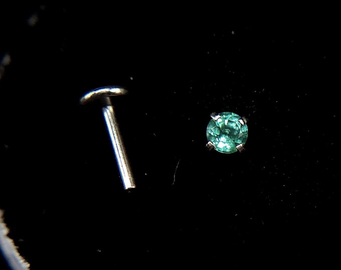 Natural emerald, flat back, stud piercing, Titanium, 6mm-12mm