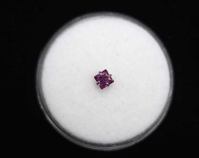 Garnet nose stud, 18g, 20g, 22g, Titanium, Screw, Bone, L-bend, size variations, natural gemstones