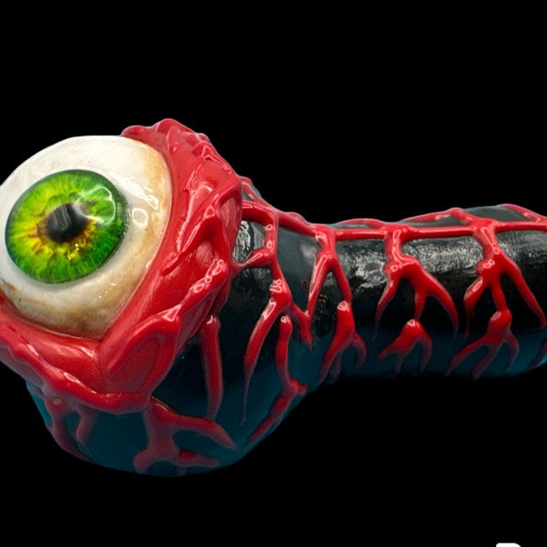 Creepy Glass Eyeball Pipe