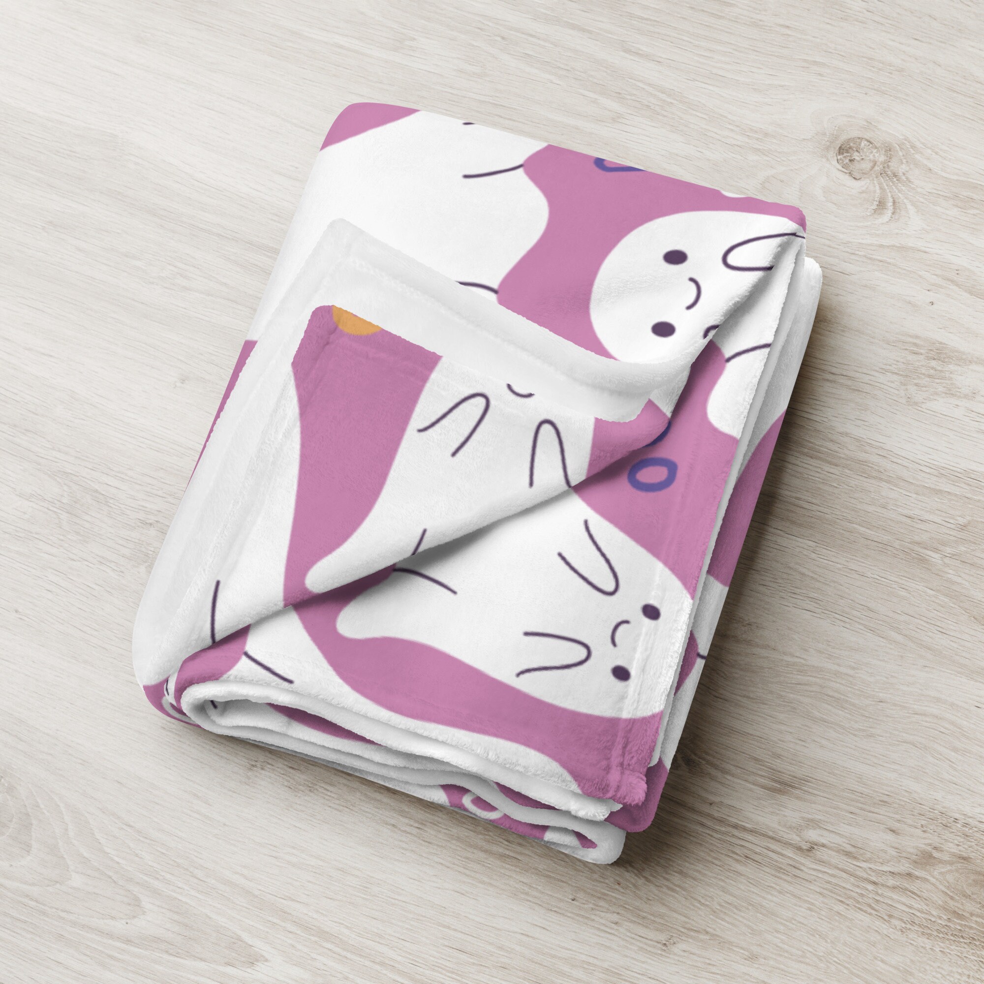 Homegoods Ghost Blanket Pink 13 - 5ytitwg