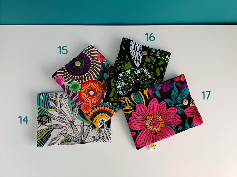 Funda acolchada para libro con cierre de botón, 2 tamaños y varios estampados imagen 9