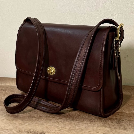 🆕Super Rare Coach Wizard of Oz Toto Micro Sierra  Vintage coach bags,  Vintage crossbody bag, Black leather crossbody bag