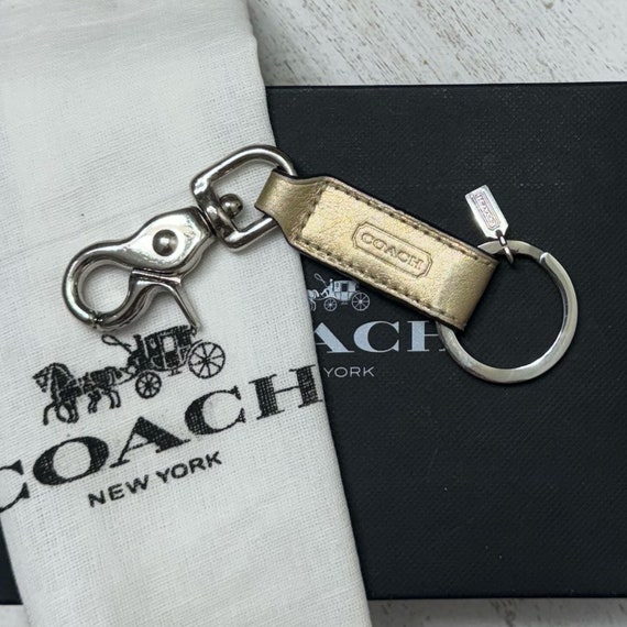 Vintage Coach Champagne Trigger Snap Key Fob 7212 - image 1