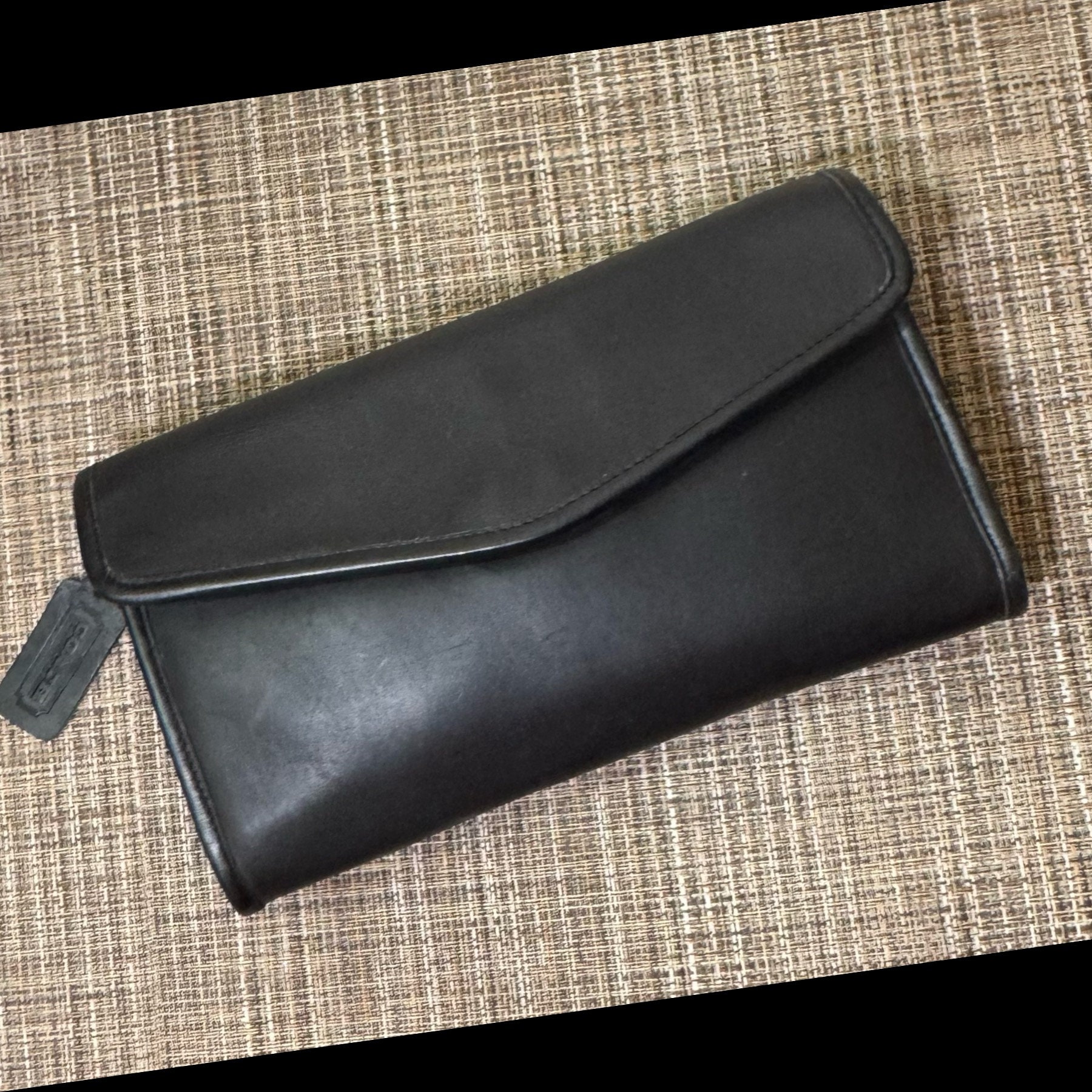 Coach envelope deals purse