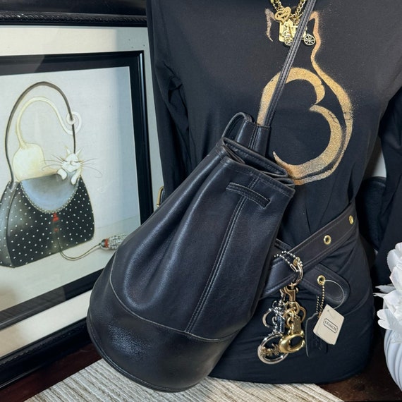 Coach black clearance leather sling bag