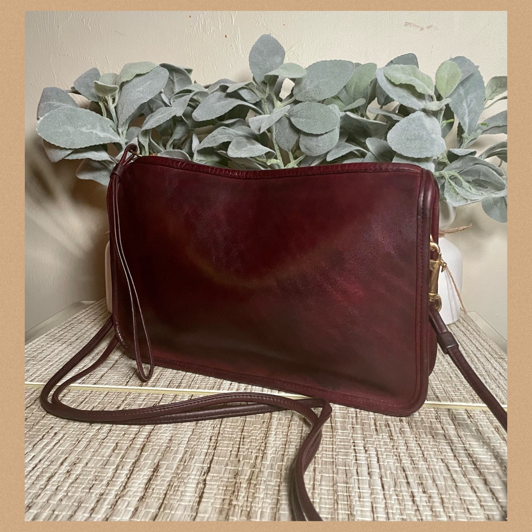 basic clutch bag