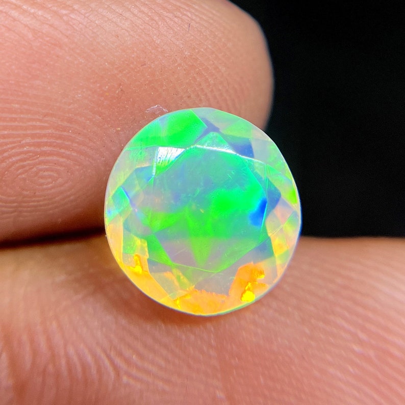 Natural Ethiopian White Opal Faceted 2.15 Carat Round Shape 10x10 MM Welo Fire Opal Jewelry Making Opal Loose Gemstone F196 image 3