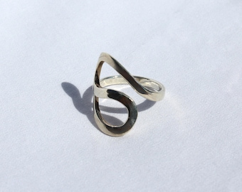 Modernist Sterling Silver Wavy Ring Sz 8